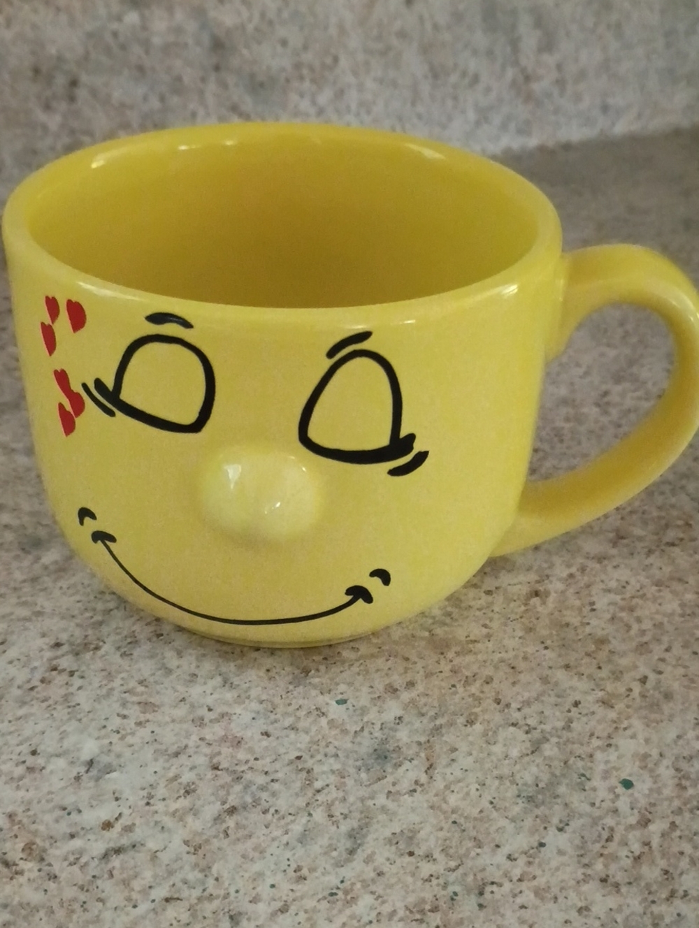 Livingware Collection Yellow Smiley Face Mug